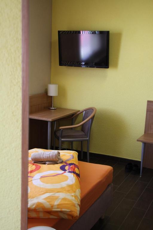 Pension An Der Werft Rostock Room photo